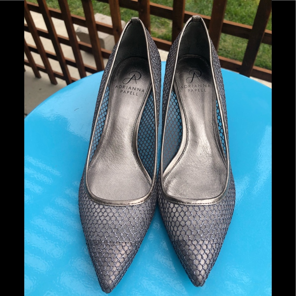 NEW ADRIANNA PAPELL. ( NWOT)